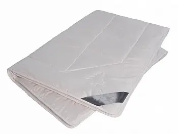 Одеяло Johann Hefel Wellness Zirbe GD, всесезонное